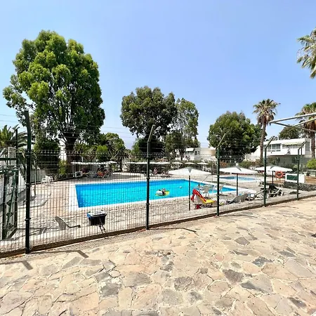 Apartamento Estudio, 300mtrs De La Playa Con Piscina, Wifi, Bbq *