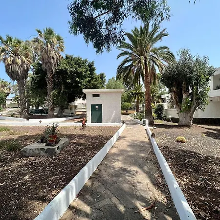 Estudio, 300mtrs De La Playa Con Piscina, Wifi, Bbq Costa Del Silencio