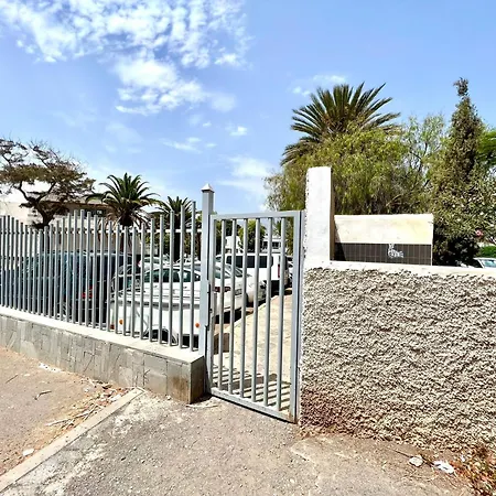 Estudio, 300mtrs De La Playa Con Piscina, Wifi, Bbq *