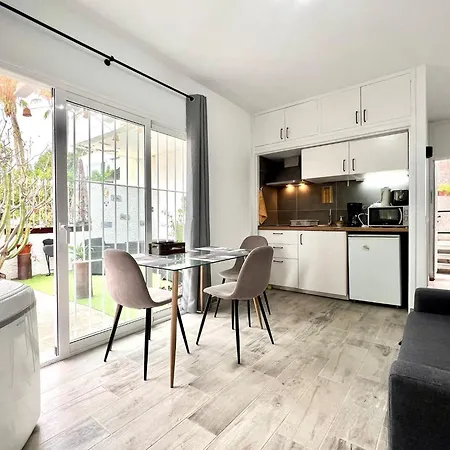 Apartman Estudio, 300mtrs De La Playa Con Piscina, Wifi, Bbq